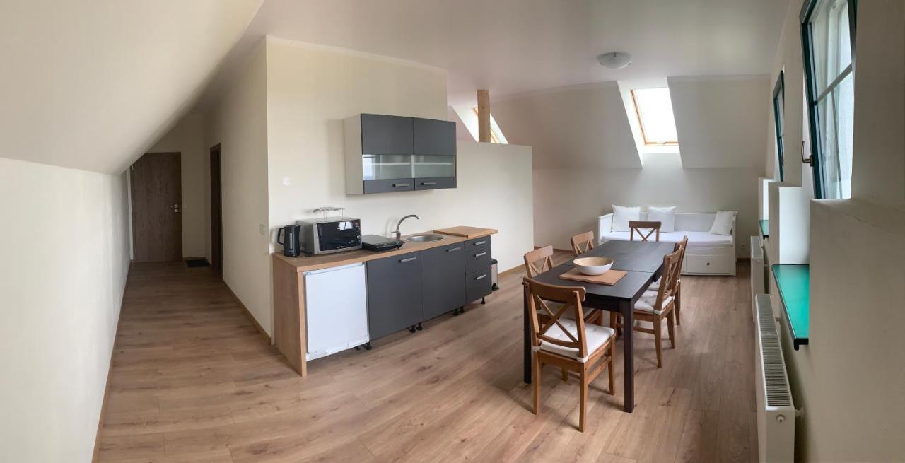 Kozakov Apartmany - Druhe Patro Tatobity Buitenkant foto