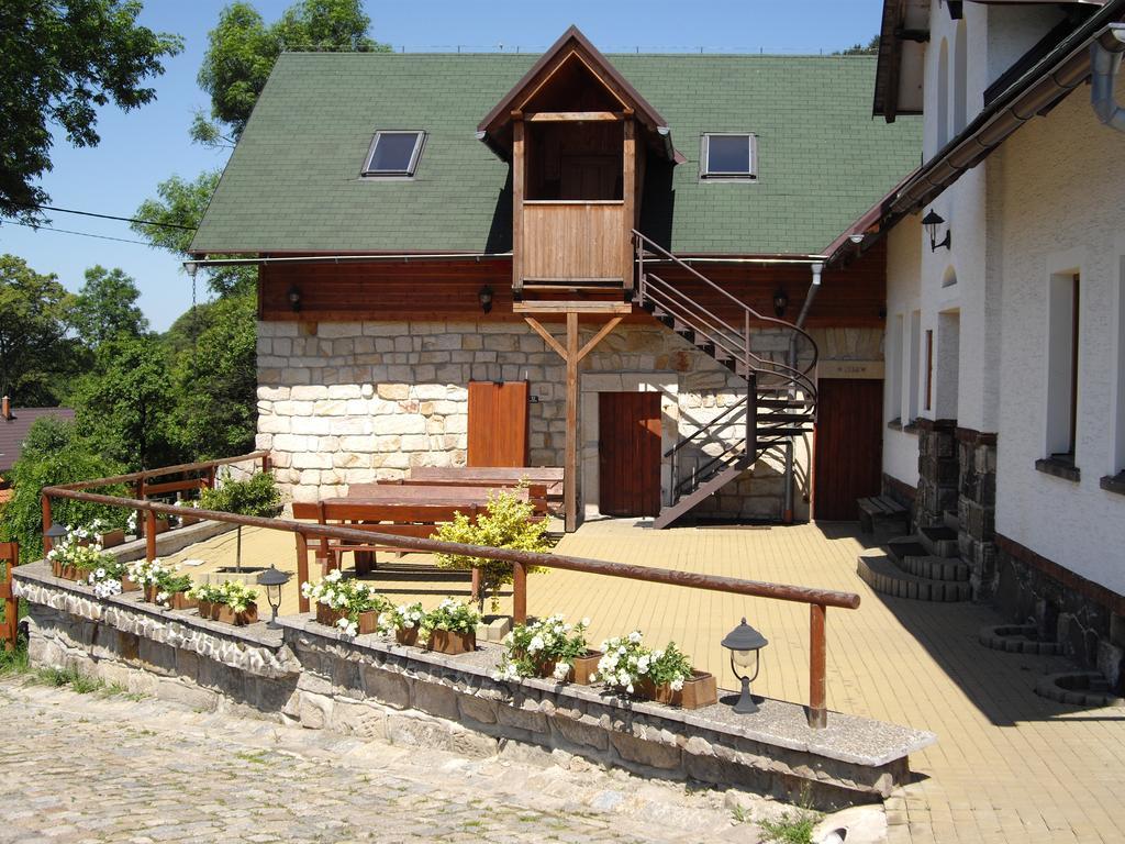 Kozakov Apartmany - Druhe Patro Tatobity Buitenkant foto